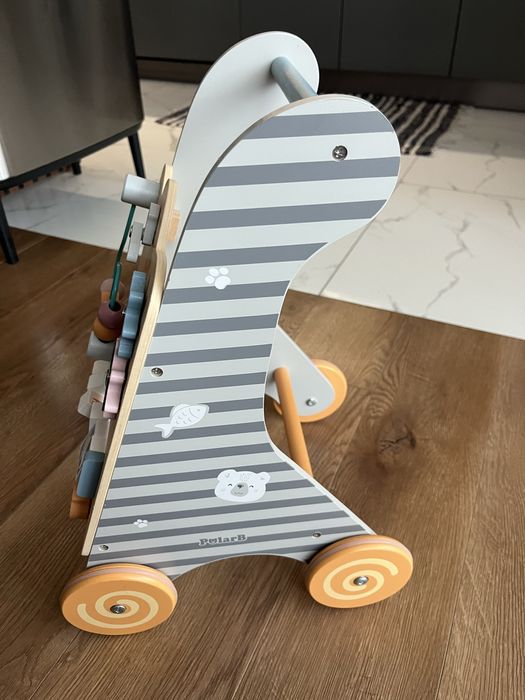 Уолкър за дете, нов