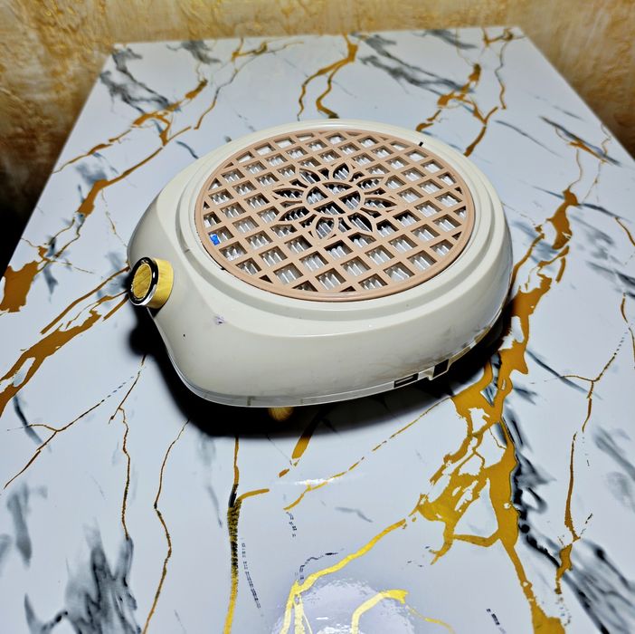 Вытяжка для маникюра