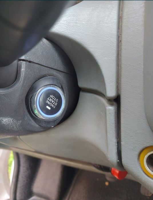 Продам грузовой бус