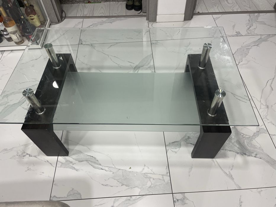 Masa living folosita un timp