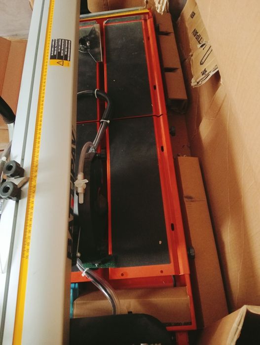 Продам (плиткорез)Станок для резки Battipav VIP 290