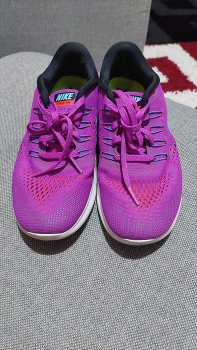 Adidasi damă  NIKE