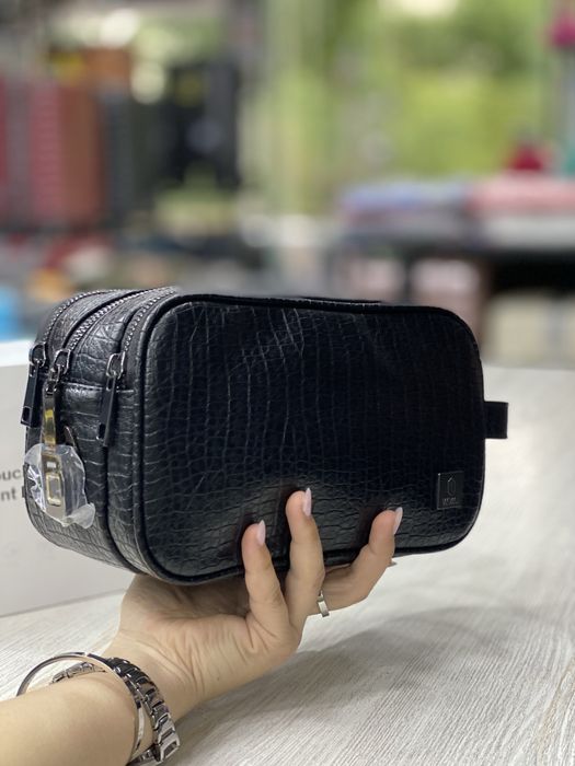 Барсетка с отпечатком пальцев