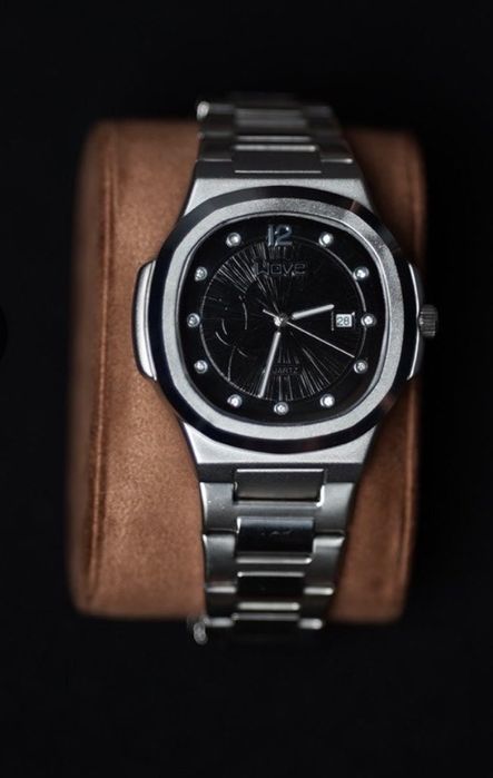 Кварцевые часы Wove