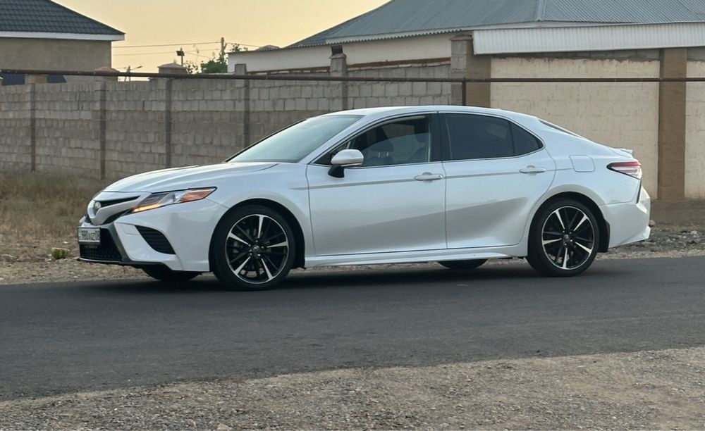 Продам диски от камри 70-75