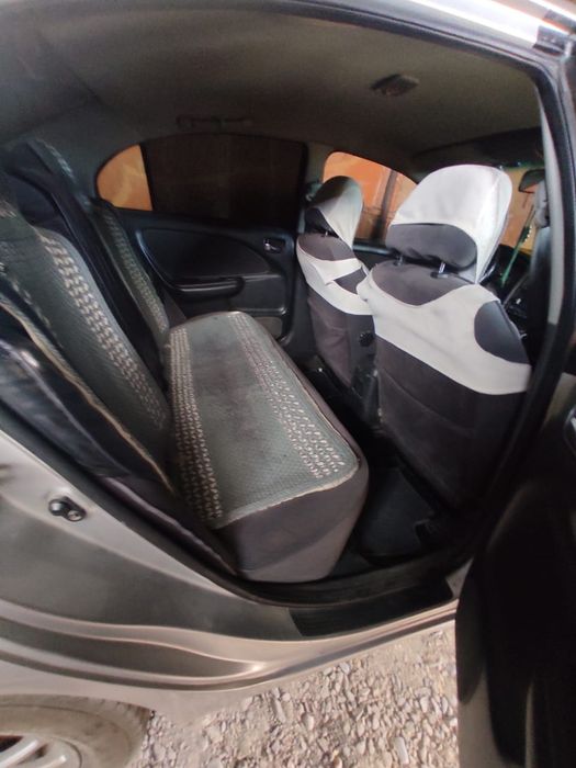 Продам Тойоту Авенсис