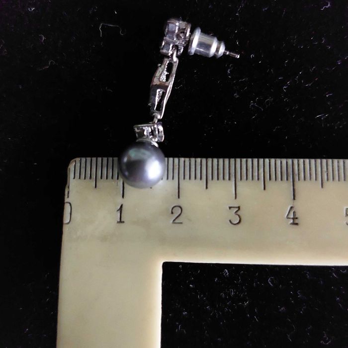 Комплект колие и обеци сиви перли