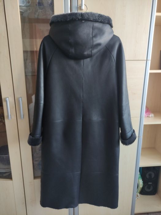 Продам новую дубленку