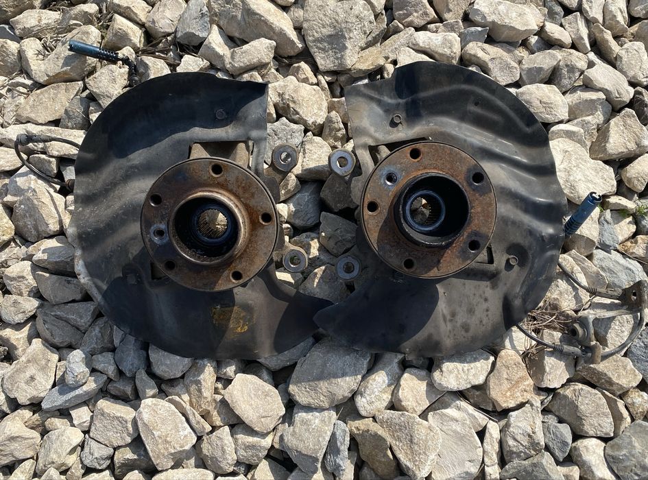 Главини за BMW E46 X-Drive в добро състояние