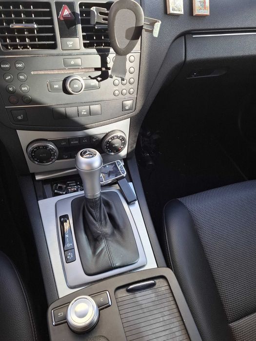 Продавам Mercedes Benz