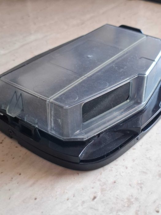 Recipient praf aspirator robot Philips SmartPro Easy