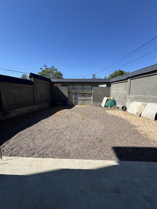 Участка дом продоется Чирчик 500 ка, 2 этаж, 6 ком, 198м2, 3 сотих