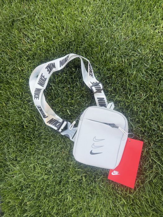 Чанта nike