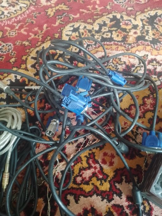 Sotiladi mikrafon kabeli kelishtirilgan narxda