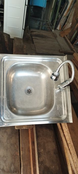 Продам мойку для кухни