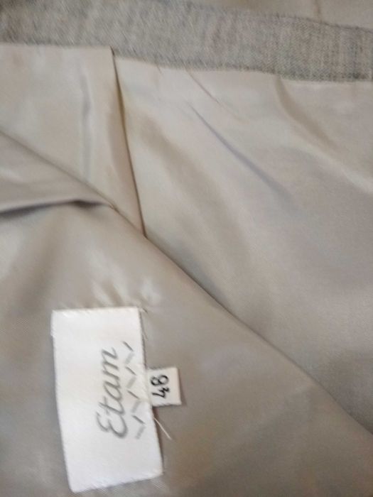 Костюм от две части