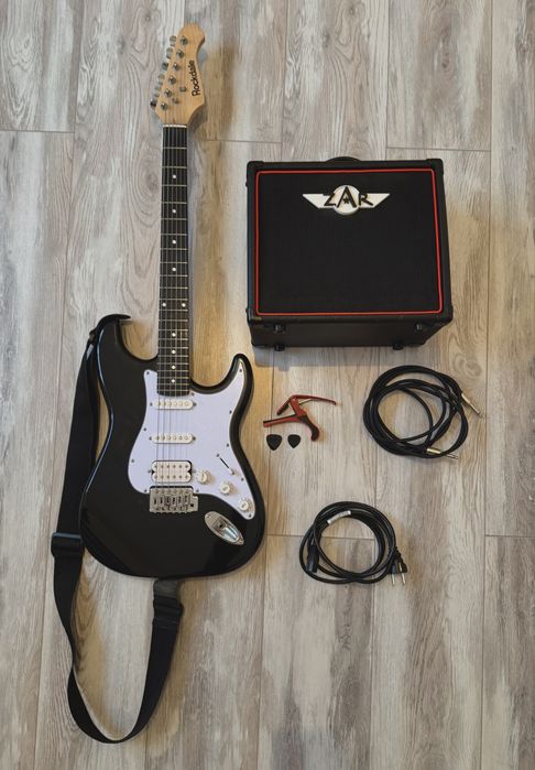 Продам новую электрогитару в полном комплекте