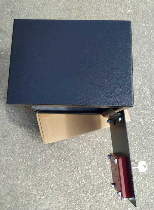 механичен трезор сейф, касa с ключ NEXTOOL външни размери 230х170х170м