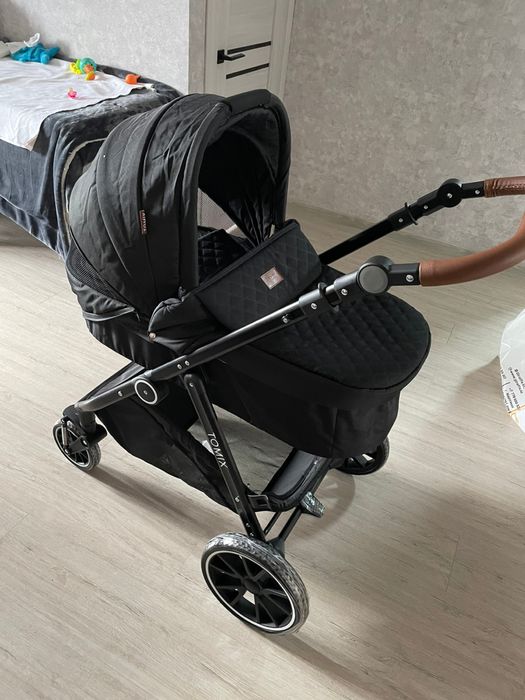 Коляска Tomix Aura 2в 1