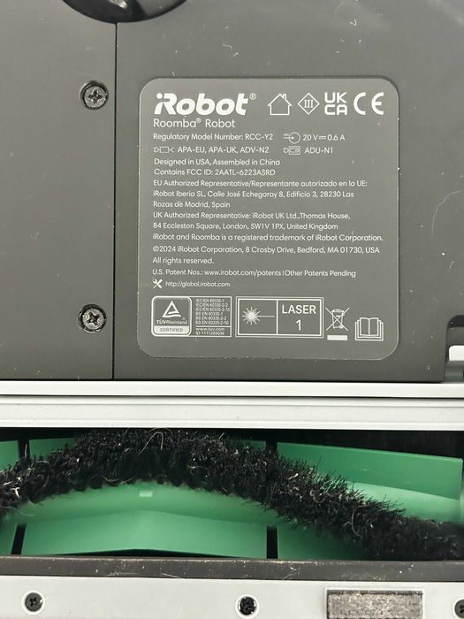 Прахосмукачка робот iRobot Roomba 105 combo + станция за автоматично разтоварване, гаранция!