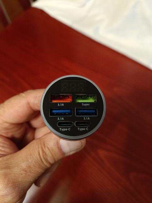 USB зарядно/адаптер с 2-4-6 извода. USB кабели.