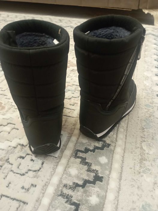 Сапоги на мальчика 37 р