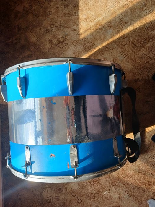 Bass bochka sotiladi srochni