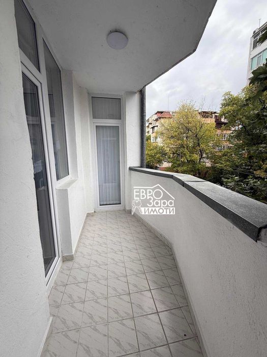 Дава се под наем Тристаен апартамент в Стара Загора, Център - 70 кв.м за 459 € - Снимка #6