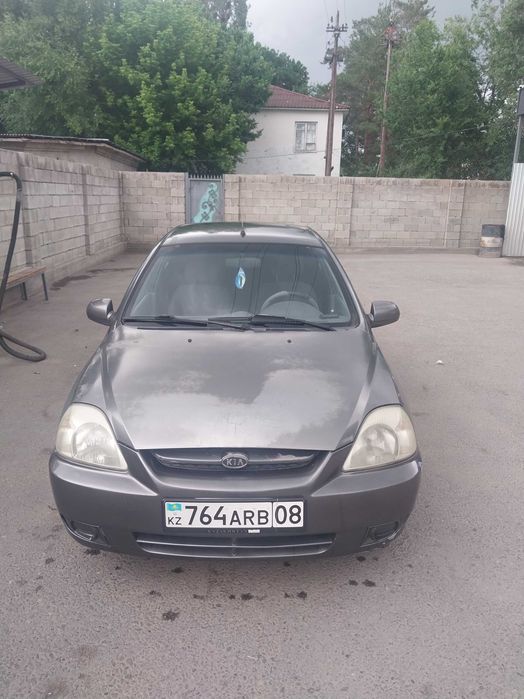 Продаю киа рио 2005 г