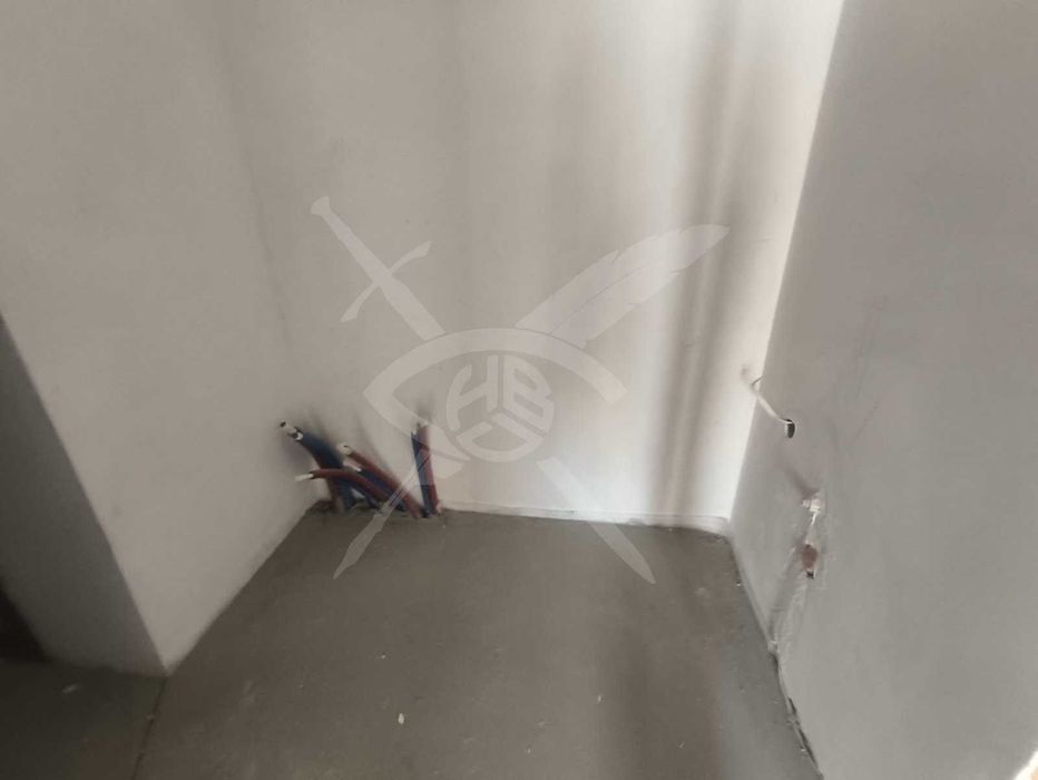 Дава се под наем Двустаен апартамент в Пловдив, Тракия - 75 кв.м за 108000 € - Снимка #1