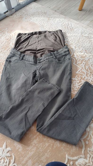 Дънки за бременни