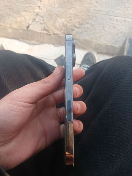 Iphone 13 pro xolati idyal rangi qora ymkis 95 ochilmagan