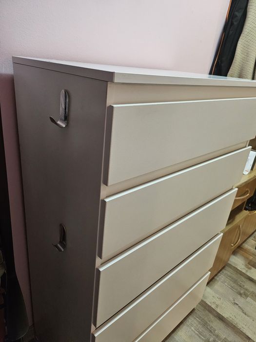 Comoda alba Ikea