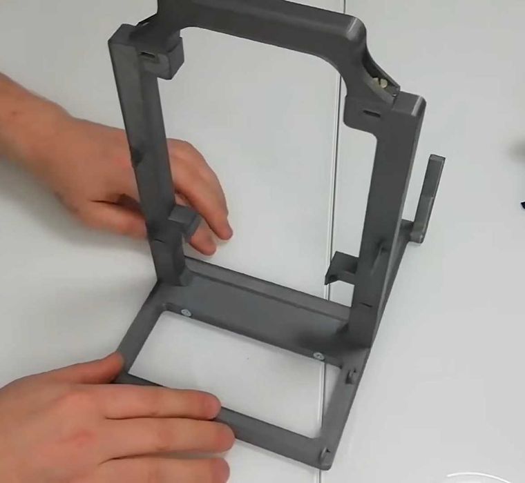 Отворена компютърна кутия, поддръжка на Mini-ATX