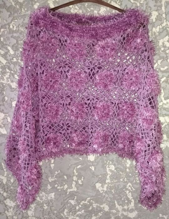 Продаётся  красивое пончо