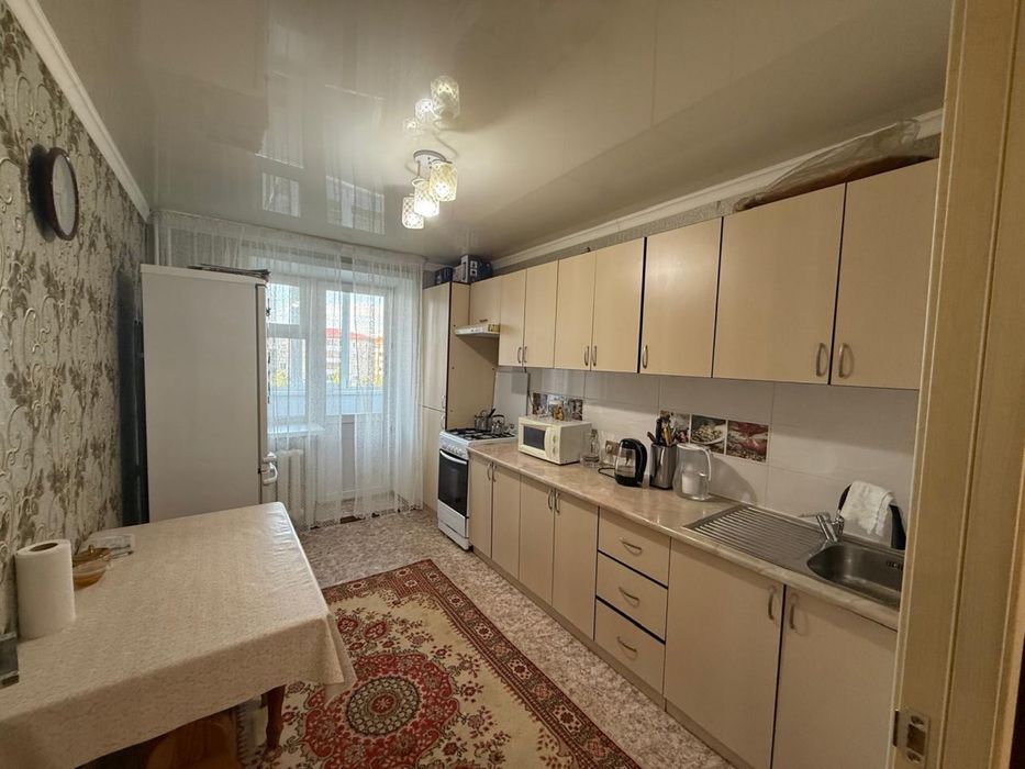 Продам 3-х комнатную  квартиру