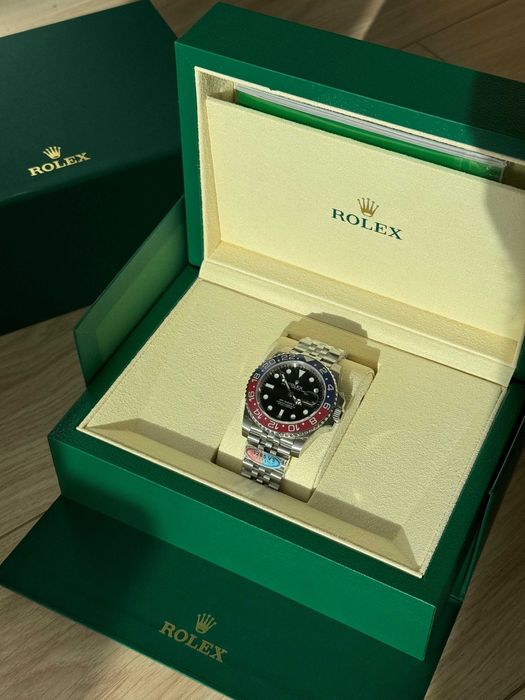 Rolex GMT Master II – Pepsi