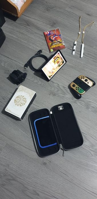 Nintendo Switch OLED – Ediția Zelda + Pokémon Scarlet (Stare Excelentă
