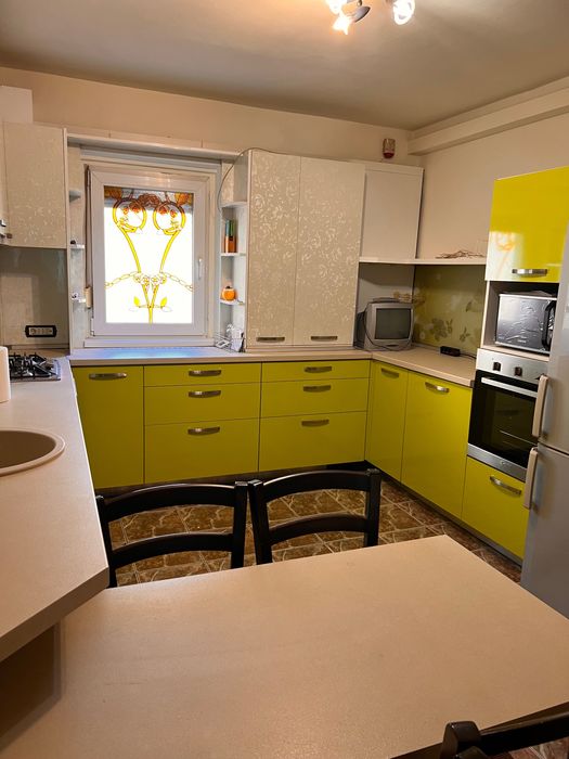 Apartament cu 3 camere Stadion