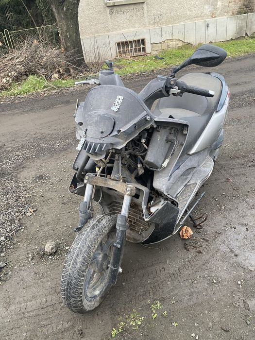 Мотор скутер Kymco downtown