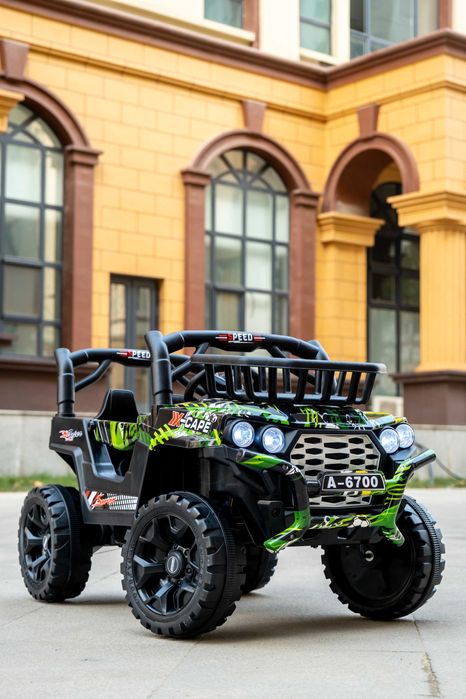 Masinuta electrica Kinderauto BJKQ6700, putere 4x 25W 12V Camuflaj