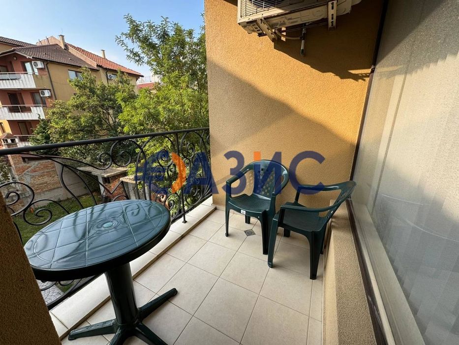 Продава се Едностаен апартамент в Несебър - 39 кв.м за 1357 €/кв.м - Снимка #9