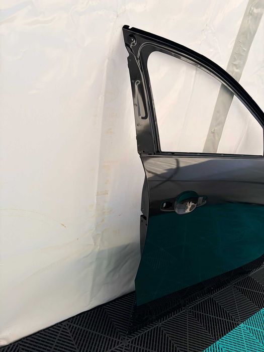 Usa dreapta fata Renault Rafale noua originala Renault