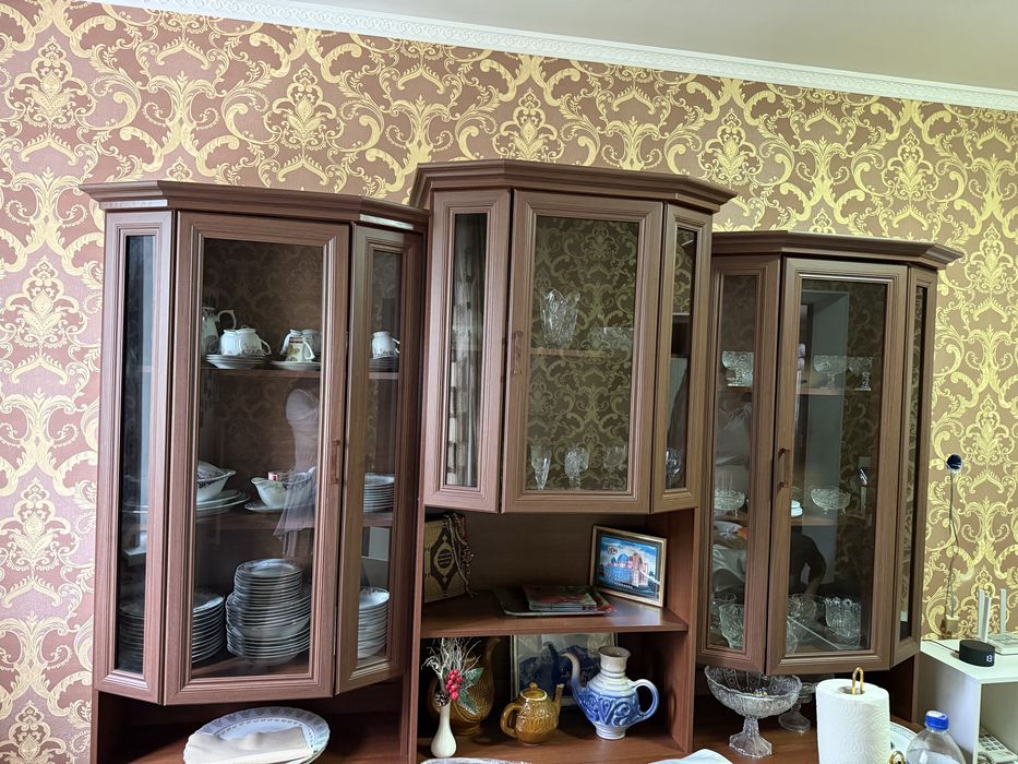 Сервант для посуды