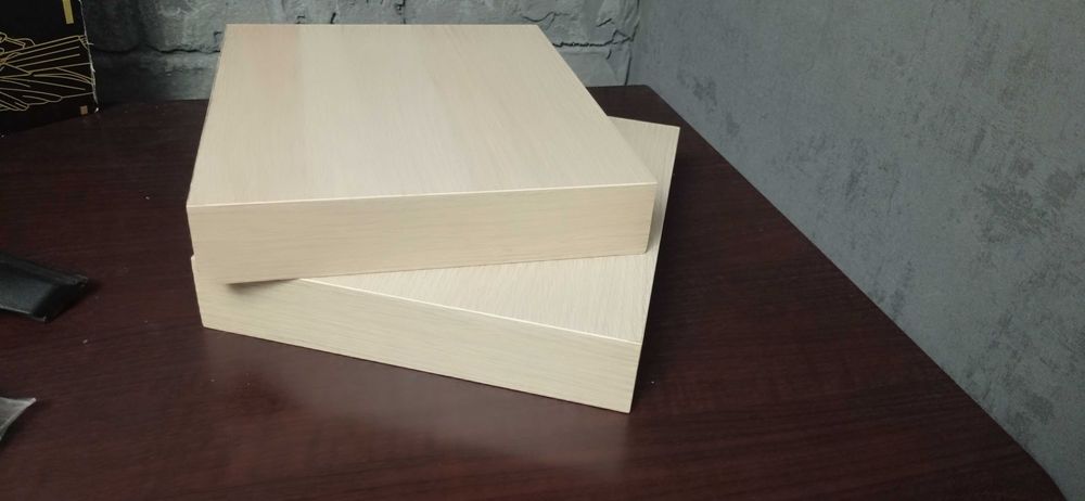 Настенные полки IKEA (5 шт.), белые и светлая сосна ЛАКК