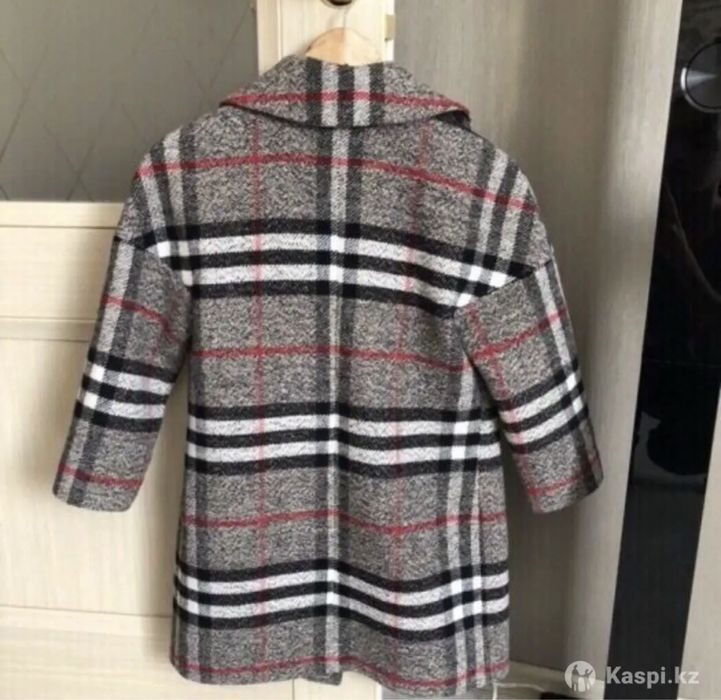 Новое пальто 40 размера