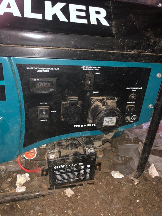 Продам бензиновый генератор