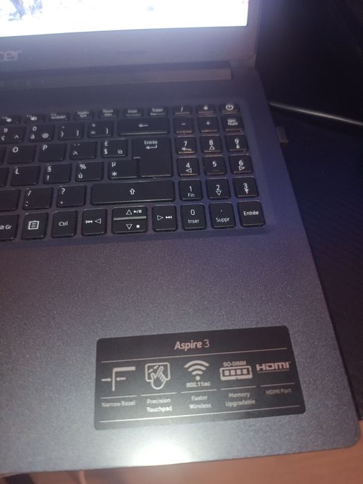 Laptop Acer Aspire 3