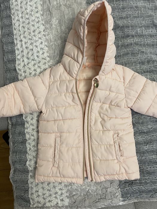 Продам детскую демисезонную куртку