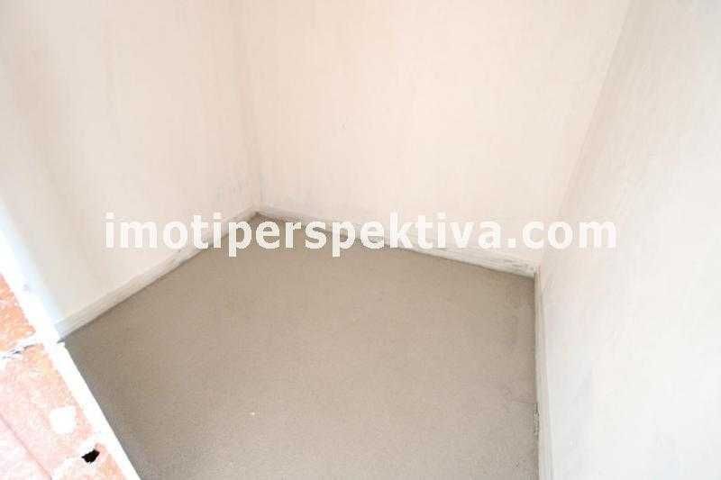 Продава се Двустаен апартамент в Пловдив, Христо Смирненски - 82 кв.м за 1330 €/кв.м - Снимка #4